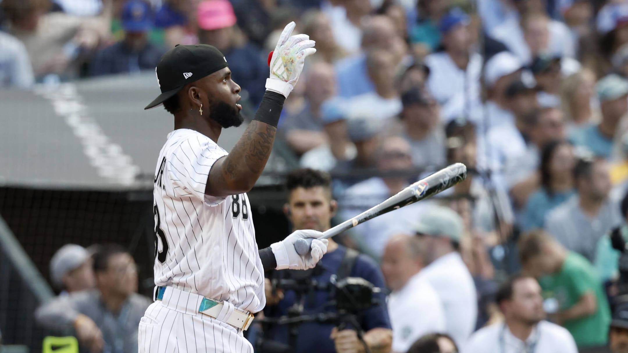 White Sox OF Luis Robert out for All-Star Game after feeling calf tightness  in Home Run Derby