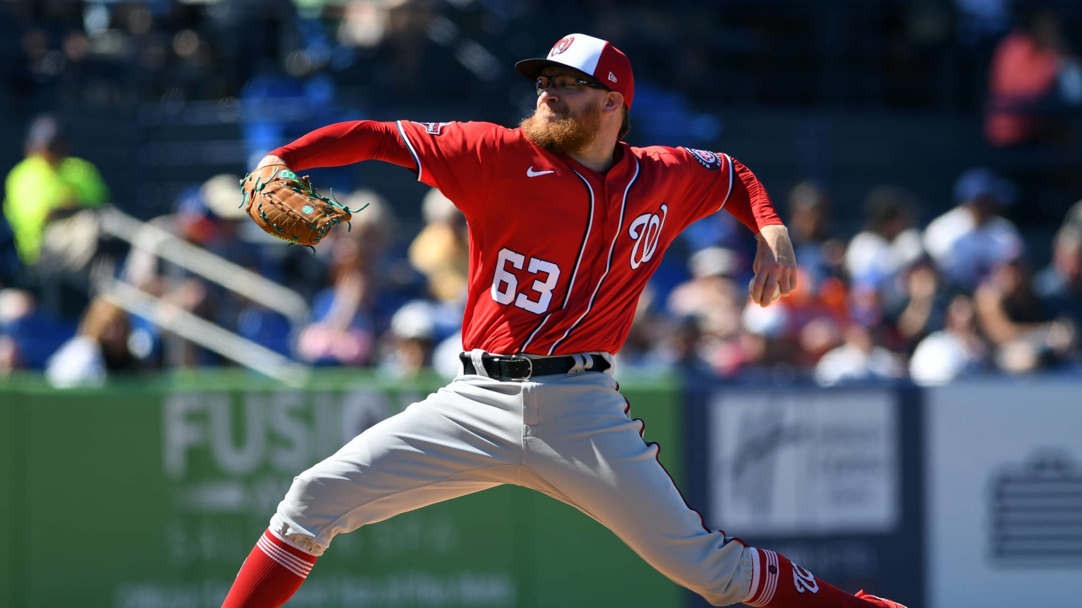 Nationals' Sean Doolittle reveals new tie-dye glove, hopes he can