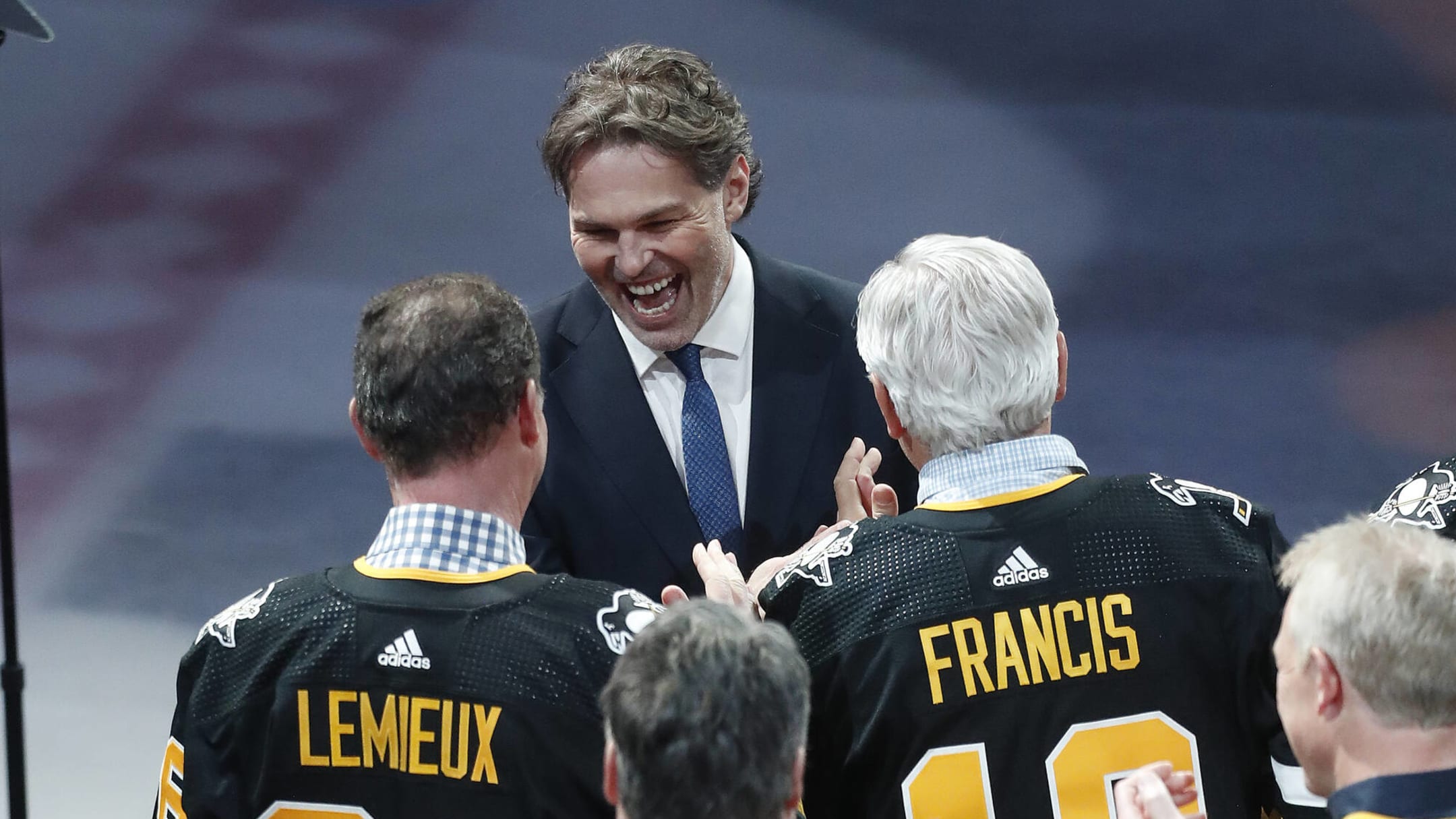 Watch Jaromir Jagr takes warmups with Penguins after jersey retirement ceremony Yardbarker
