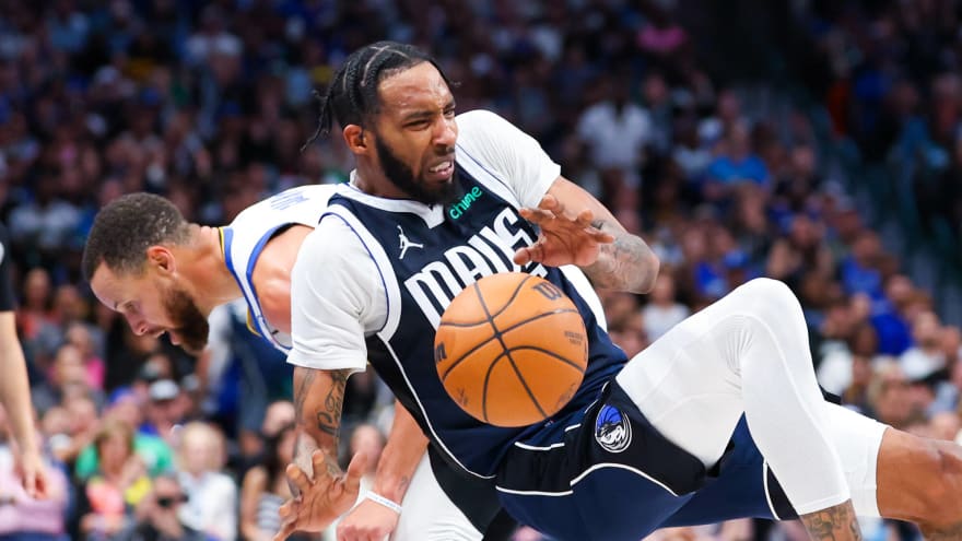 Mavericks Starter Faces Massive Free Agency Update