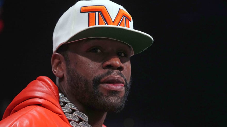 Floyd Mayweather Reveals Why He Has No Reason to Hate on Anybody