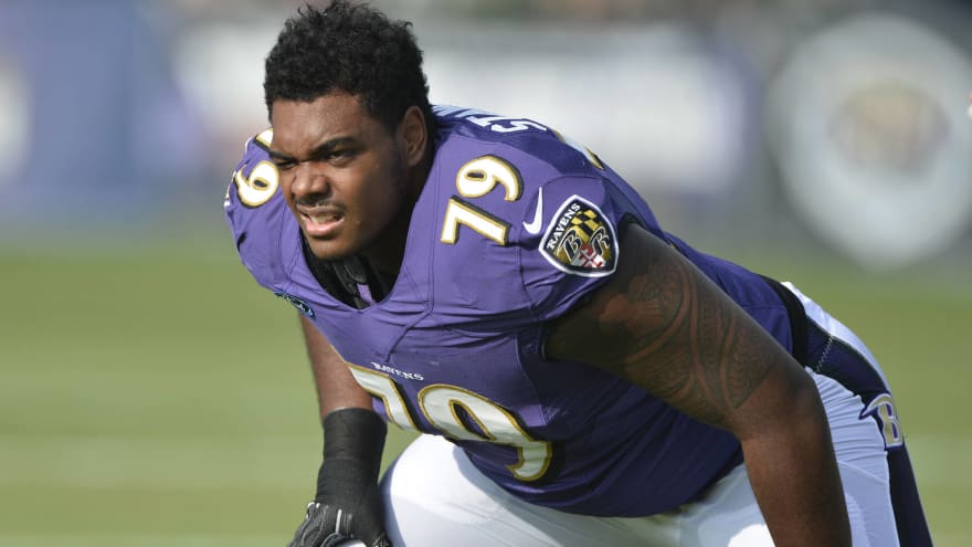 Ravens&#39; Ronnie Stanley Drops to Bottom Half of NFL