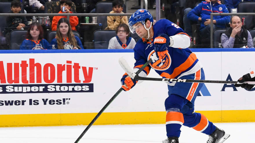 Islanders & Maple Leafs Should Swap Wahlstrom & Robertson