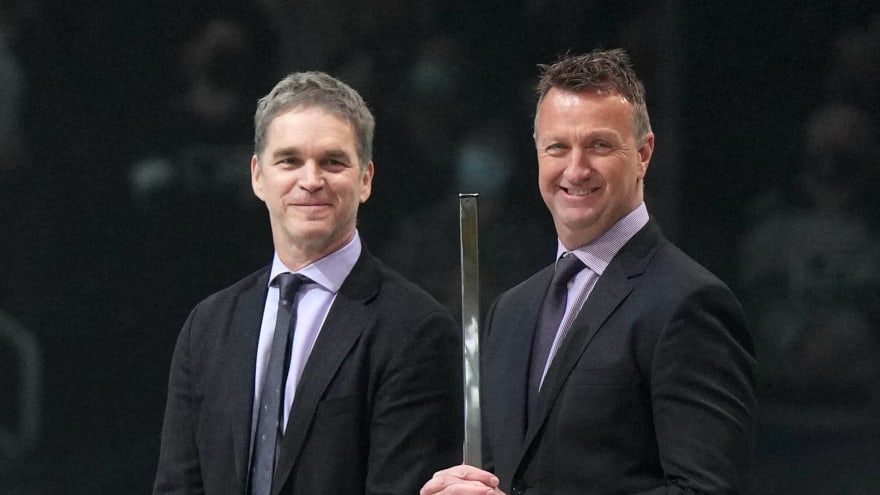 How Long is Rob Blake’s Leash as LA Kings’ General Manager?