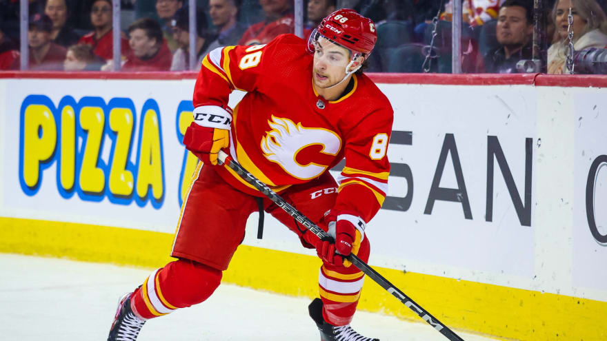 Andrew Mangiapane had a disappointing 2023-24 season for the Calgary Flames