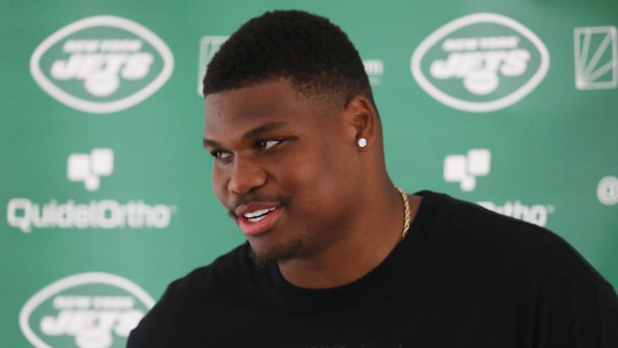 Jets’ Quinnen Williams has hilarious reaction to learning how long Aaron Rodgers has been in the NFL