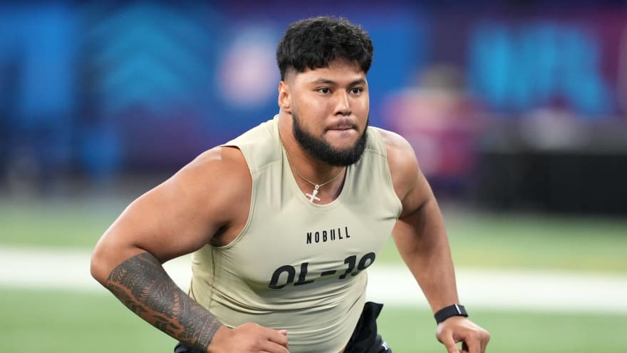 Steelers First Round Pick Troy Fautanu Soaks in First Team Reps