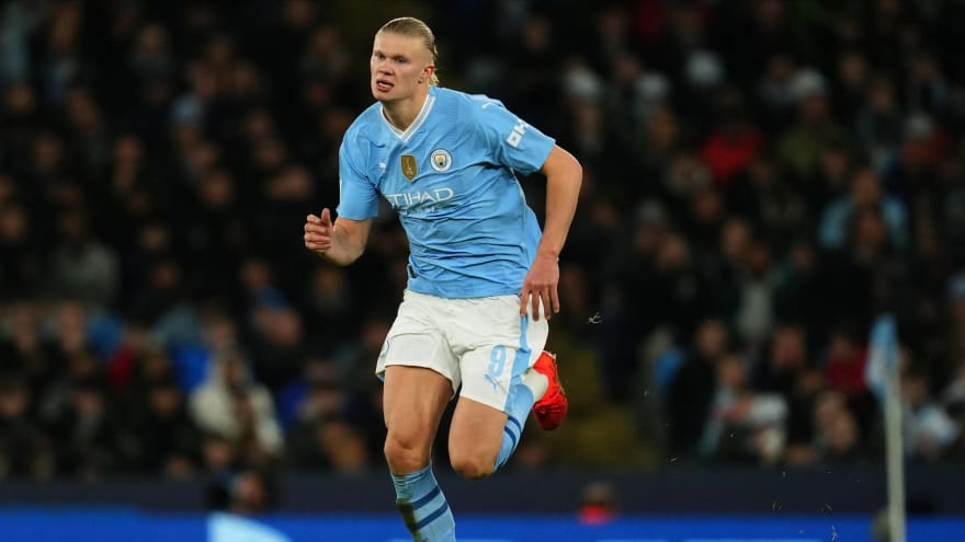 The starting lineups are in ahead of Manchester City’s clash with Nottingham Forest