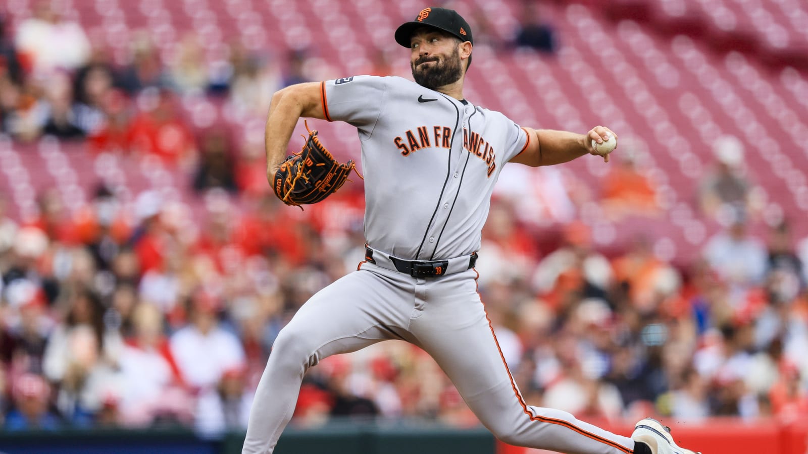 Reds fans had awesome way of rattling opposing pitcher