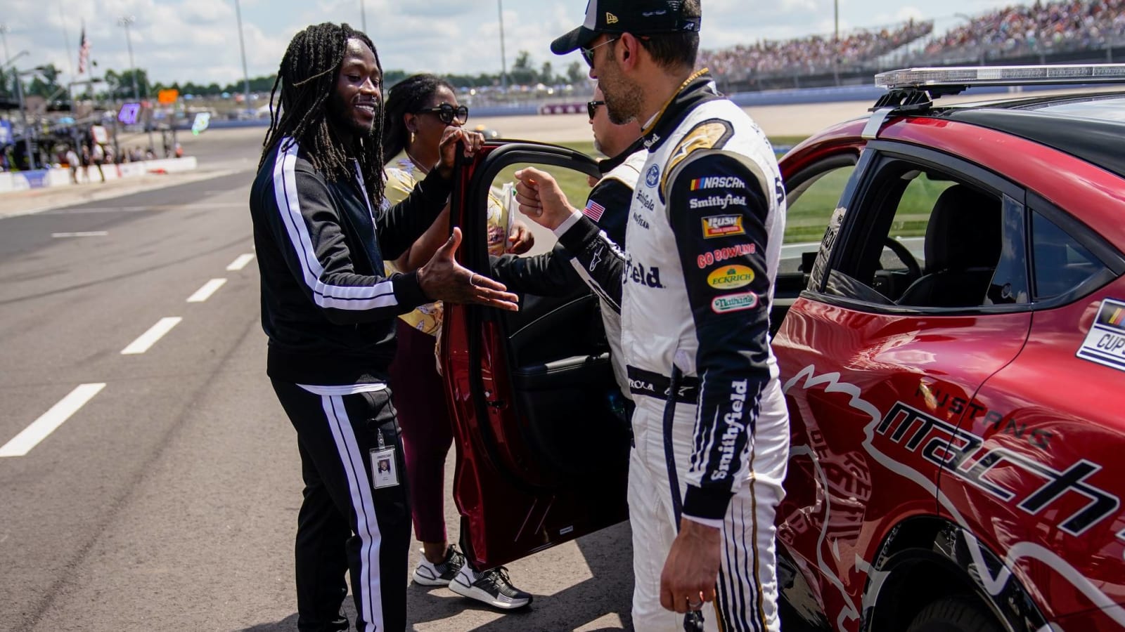 Saints RB Alvin Kamara has new job with NASCAR