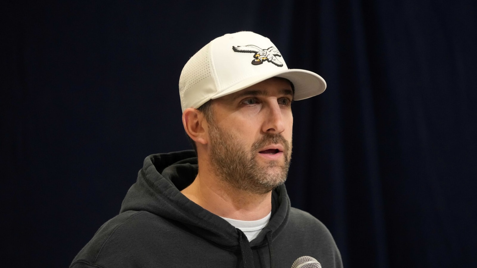 Eagles Plan To Extend HC Nick Sirianni