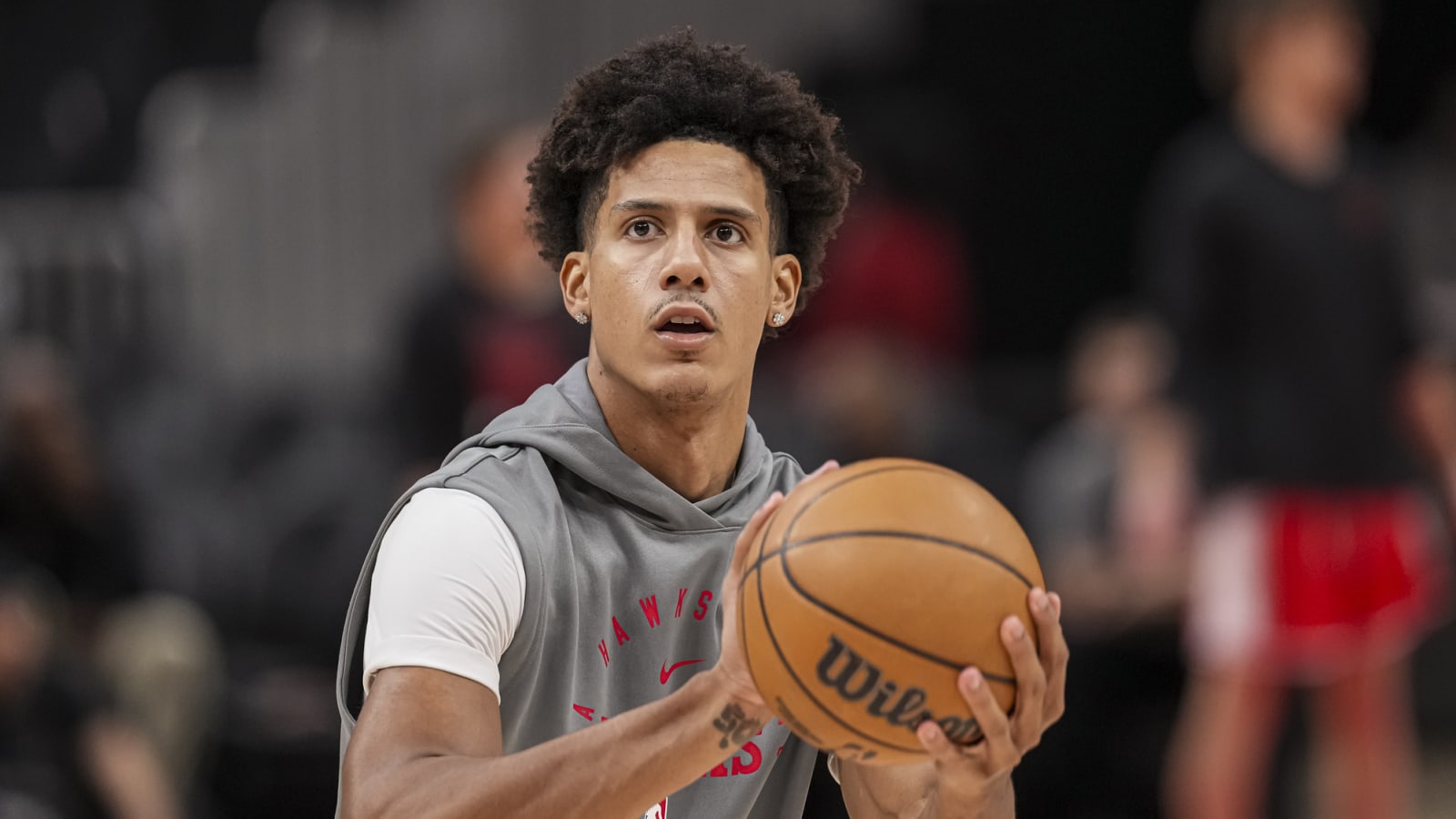 Trae Young deserves kudos for allowing Jalen Johnson to shine