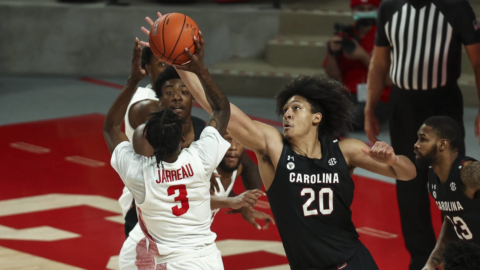 South Carolina forward Alanzo Frink out for season due to medical reasons