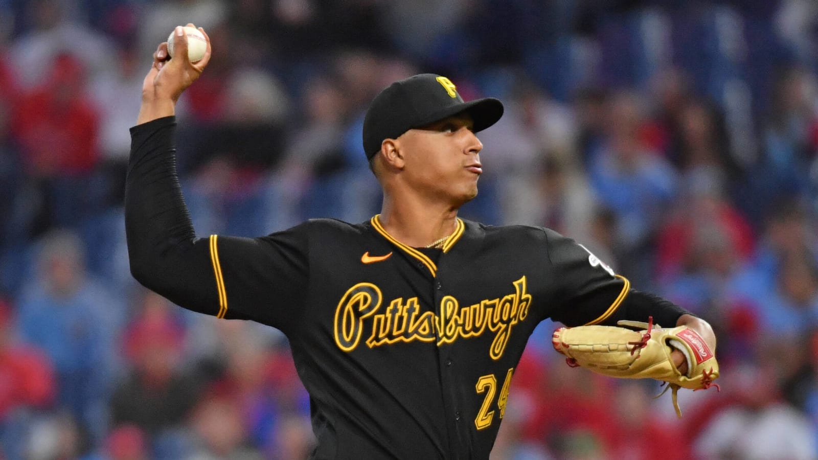 Pirates rotation gets murkier as RHP is evaluated for serious elbow injury