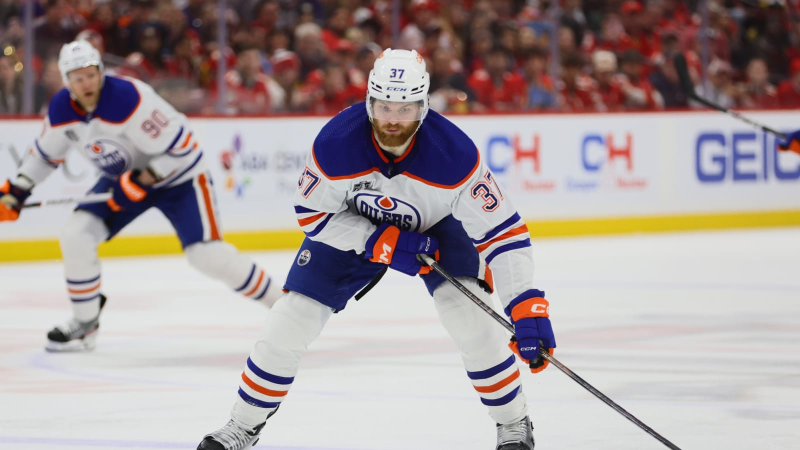 Los Angeles Kings Sign Warren Foegele to 3-Year Deal
