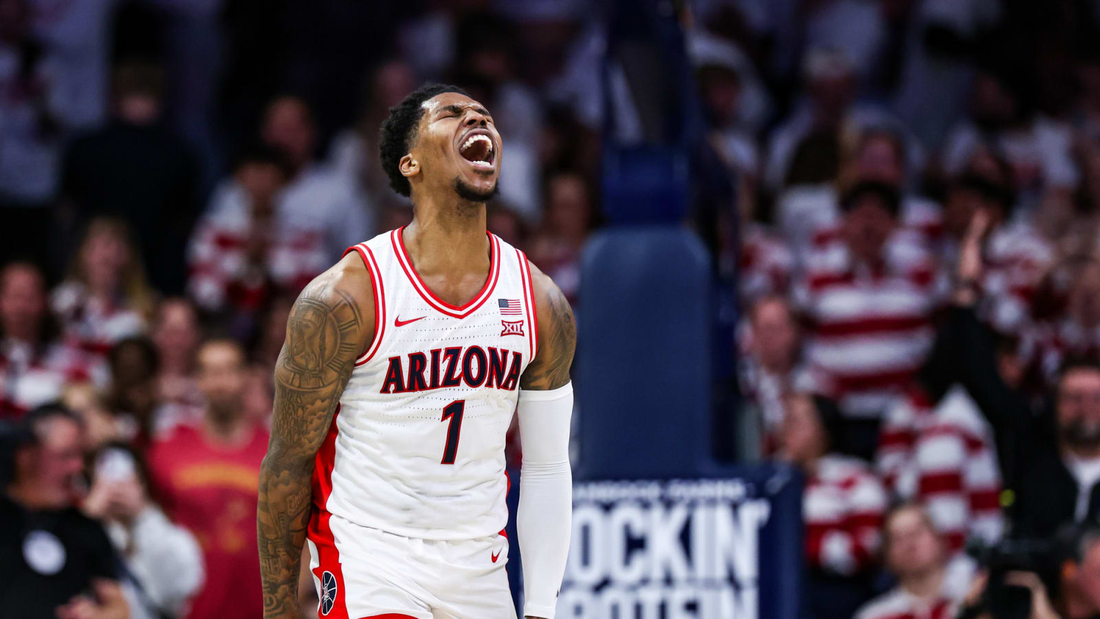 Arizona drains the wildest buzzer beater of the season