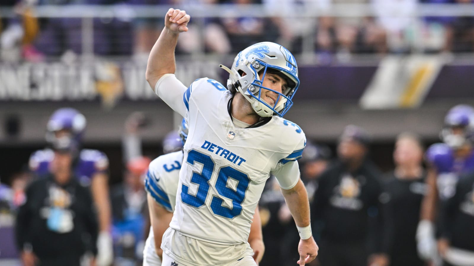 Watch: Lions kicker Jake Bates nails game-winner vs. Vikings