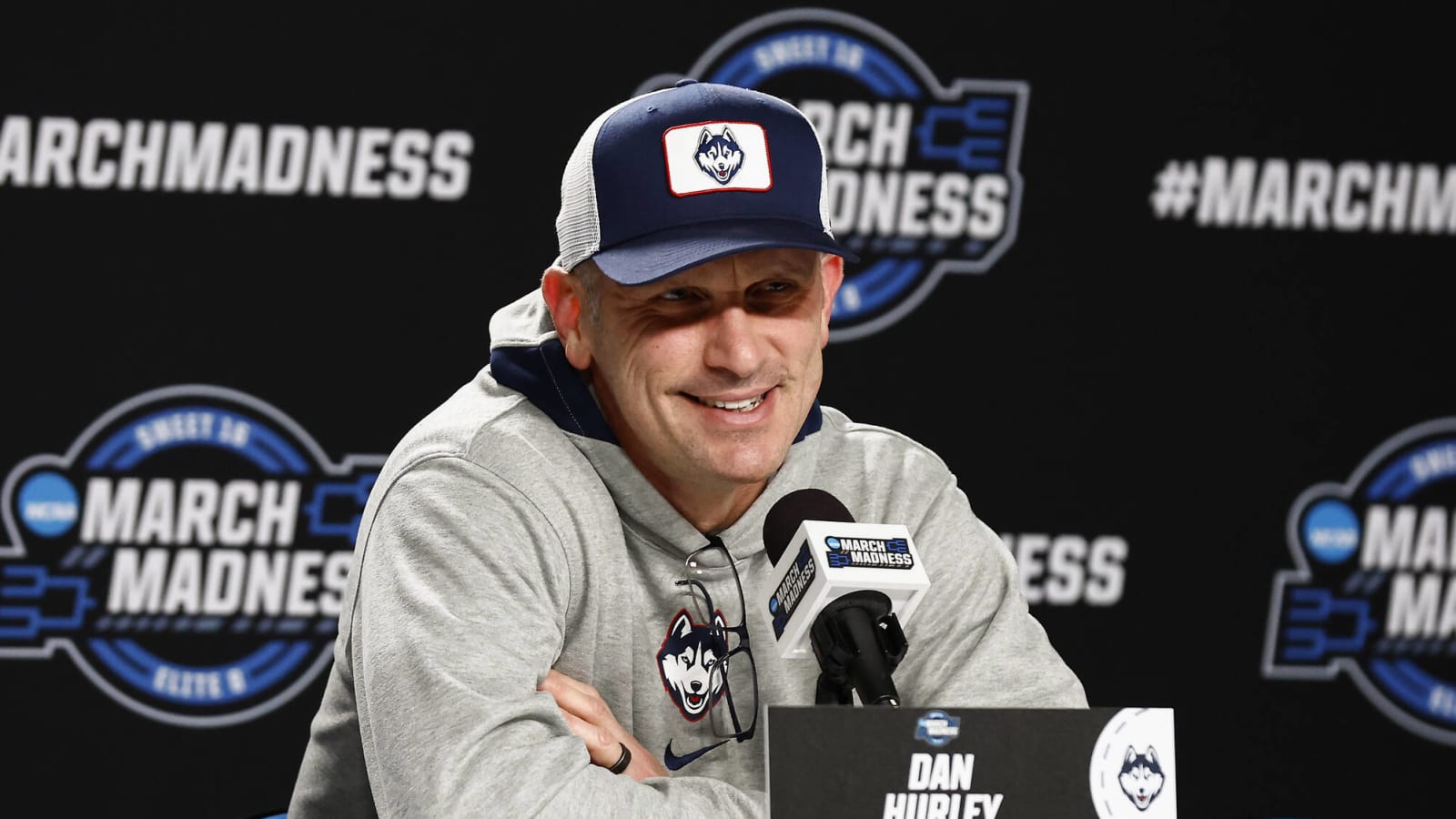 UConn Huskies: Dan Hurley Talks About Terrifying ‘Alternative’ Amid Pure March Madness Dominance