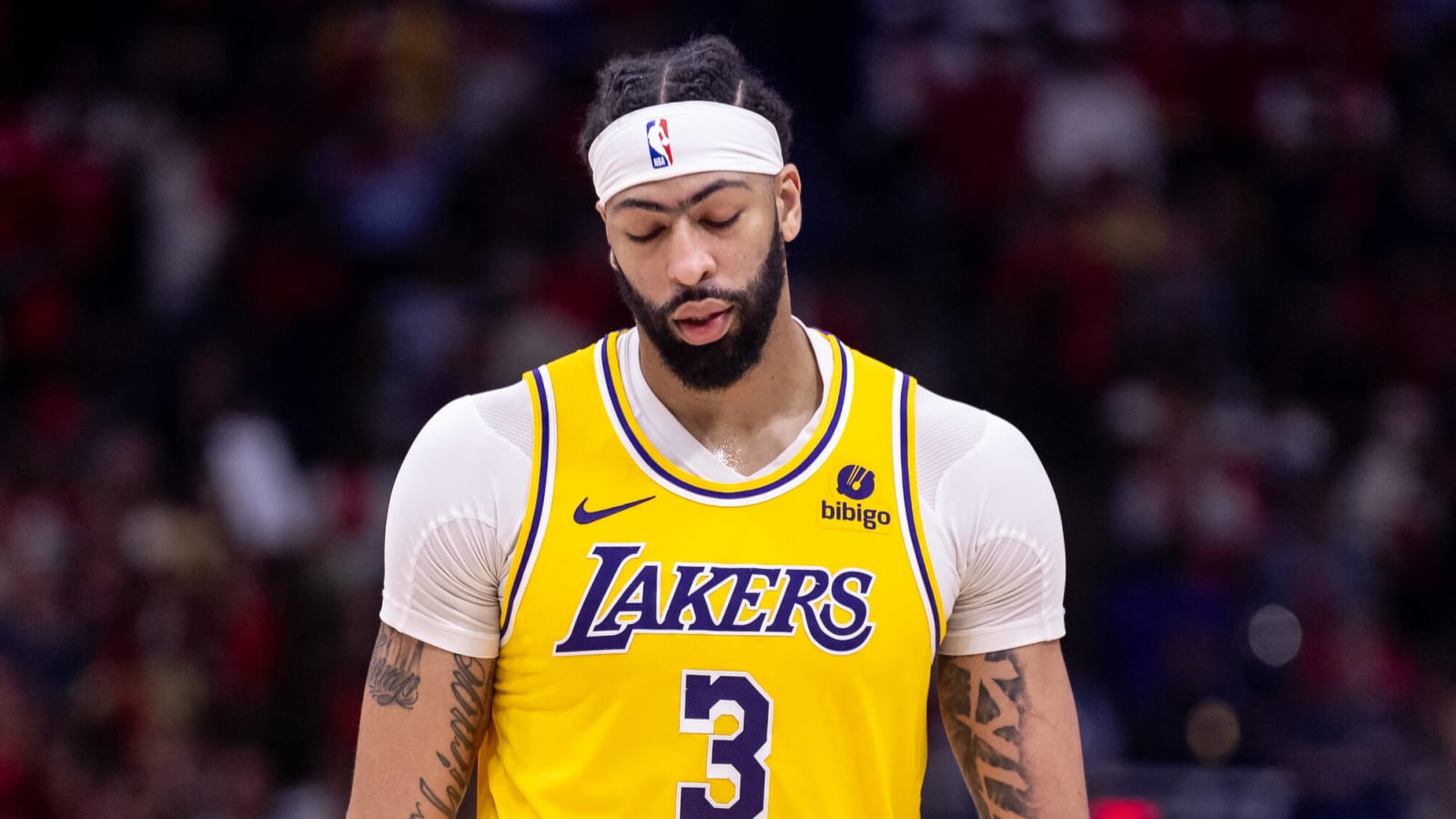 Anthony Davis Delivers Frustrated 5-Word Explanation on Los Angeles Lakers’ Game 2 Loss Before Walking Out