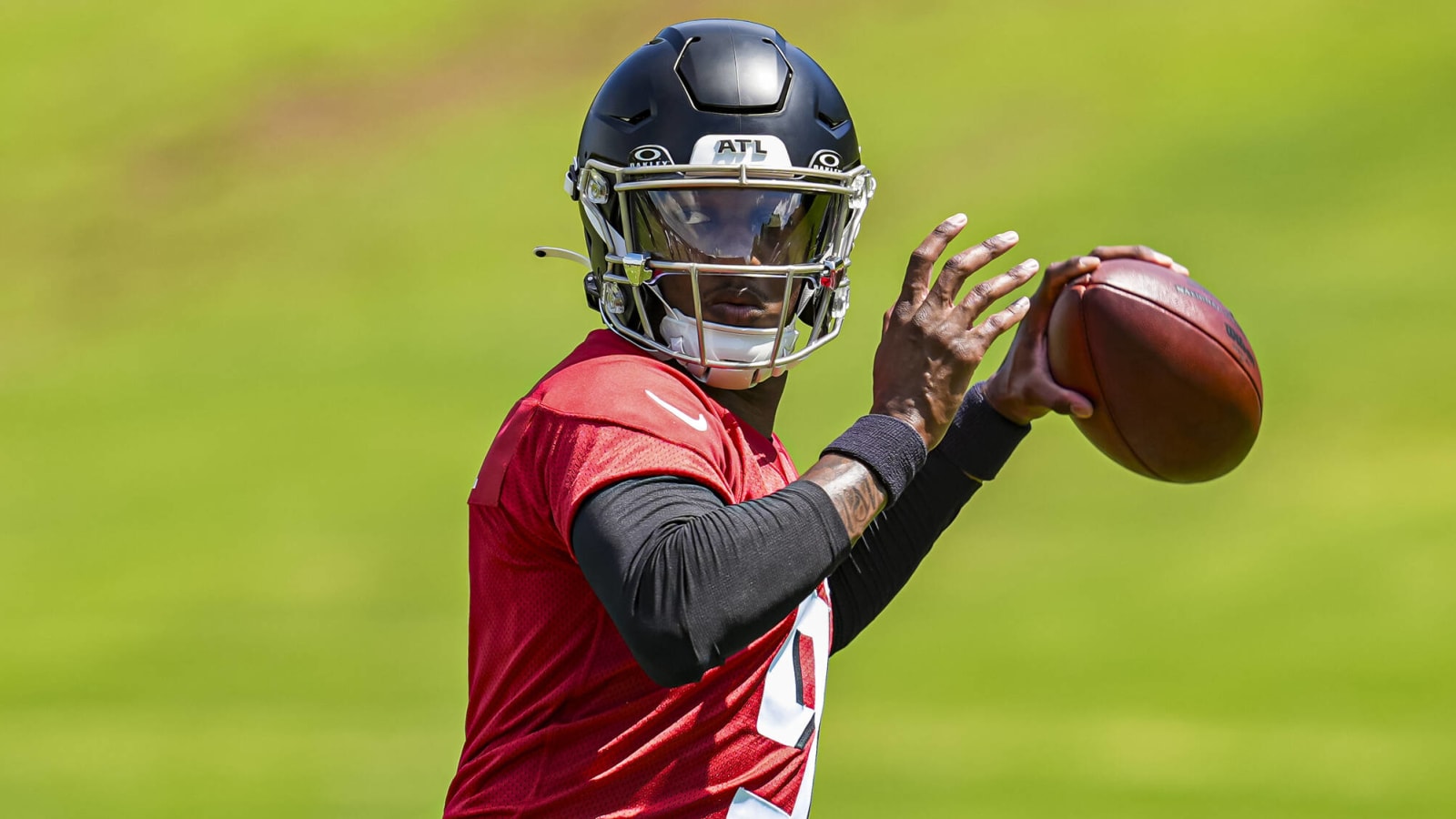 Watch: First glimpse of Michael Penix Jr. at Falcons rookie minicamp