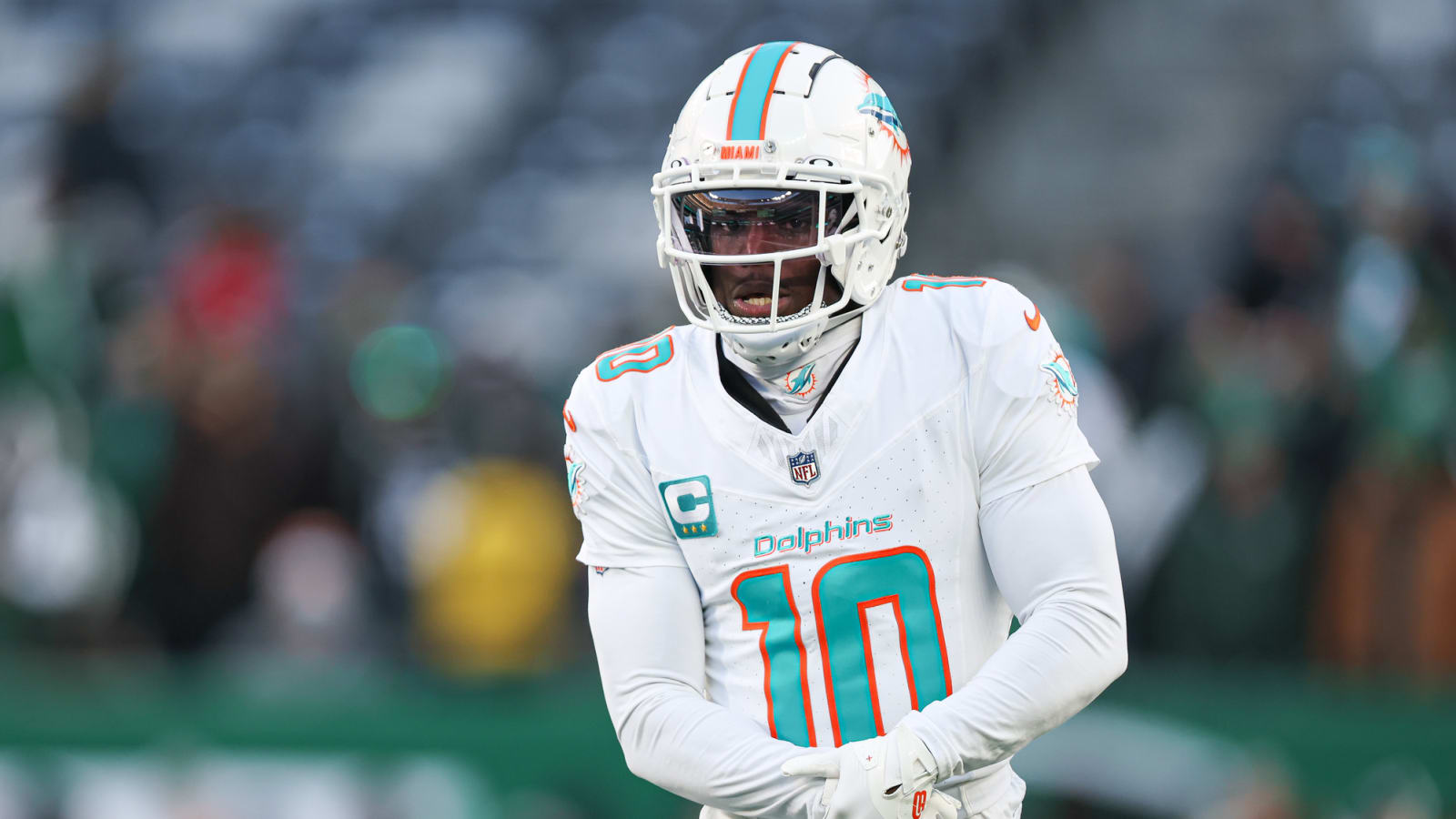 Tyreek Hill Wants Dolphins To Improve Roster This Offseason Yardbarker