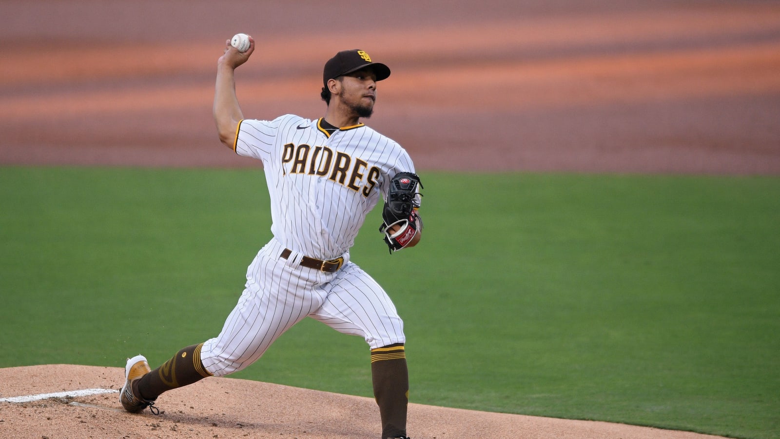 Dodgers’ 2025 International Prospect Commit Orlando Patiño Back On Market
