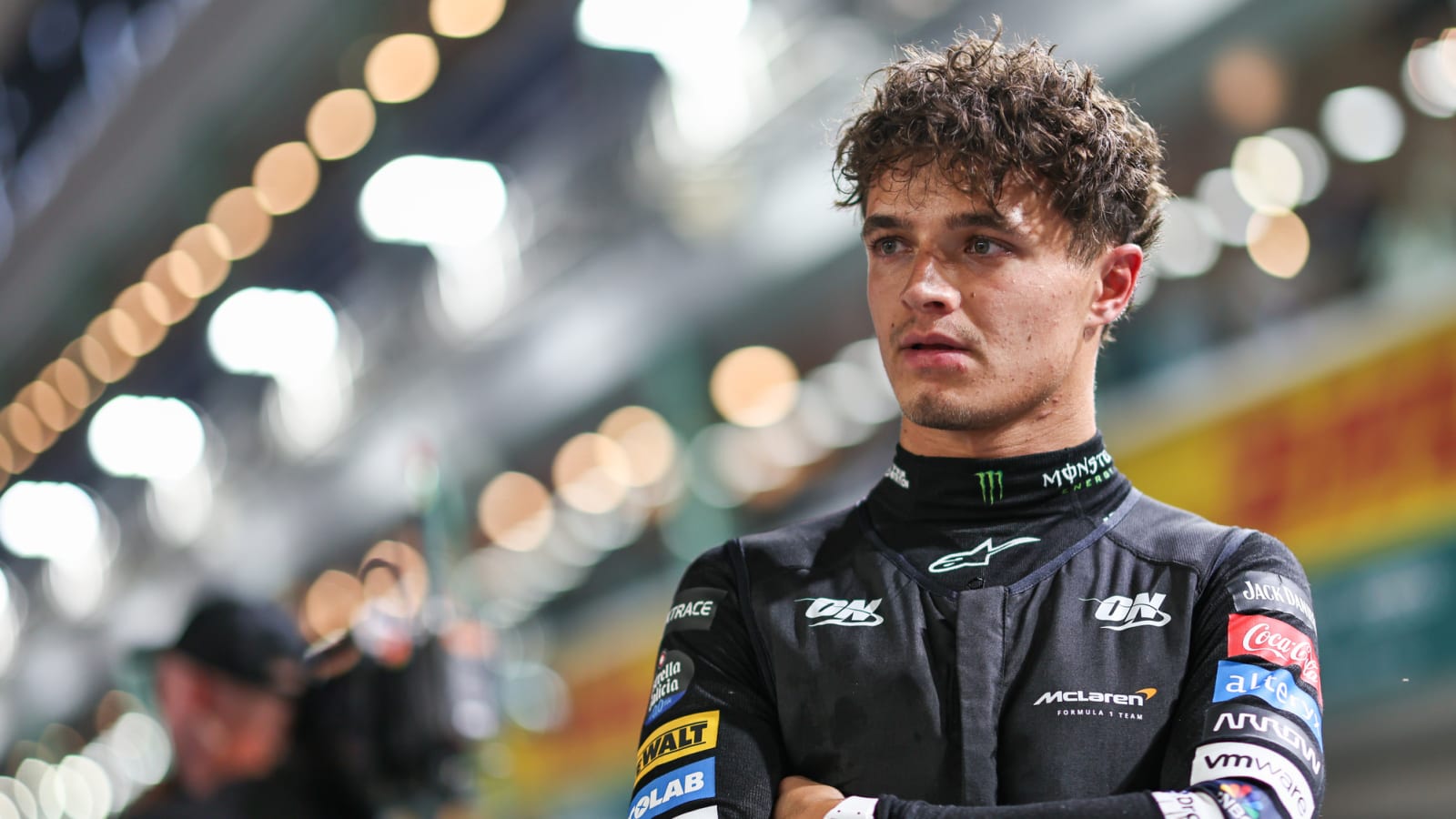 How can Lando Norris win the 2024 F1 championship against Max Verstappen after Singapore GP triumph?