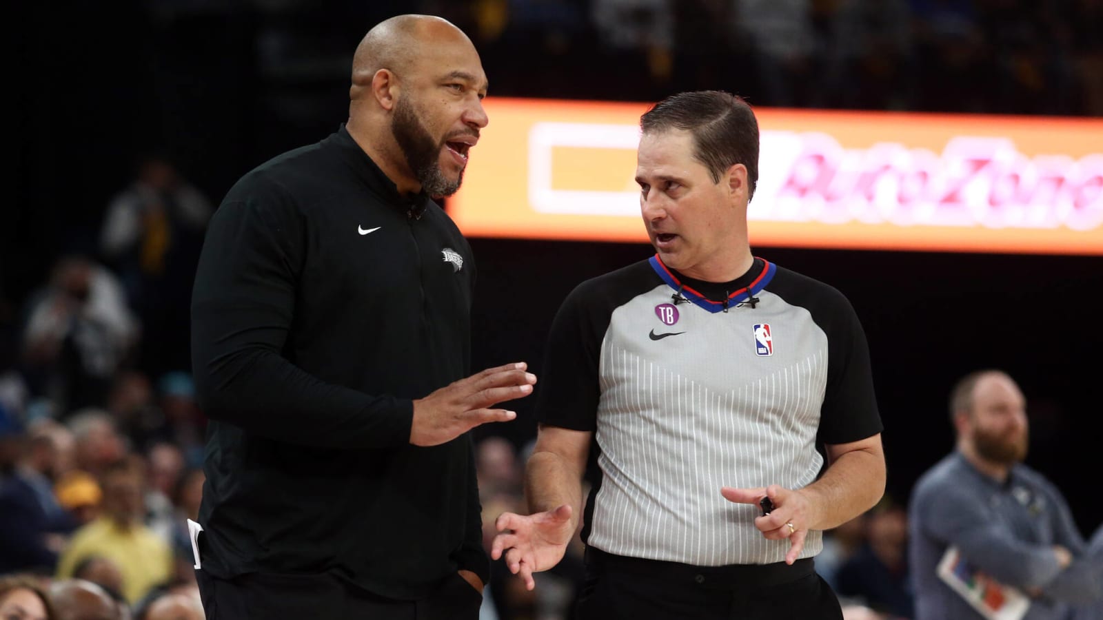 Lakers HC Darvin Ham tells reporter 'we don't teach flopping'