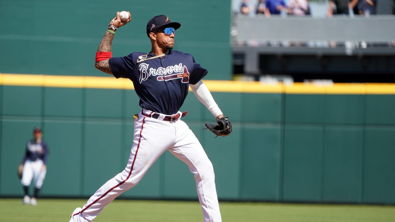 Braves won't make a decision at third base until camp ends