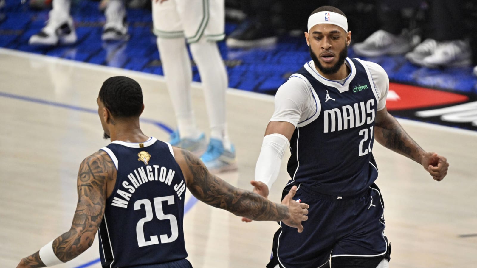 Watch: The Mavericks are dominating the paint early in Game 3