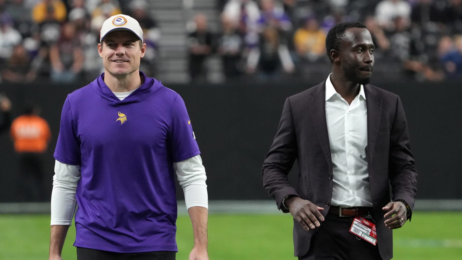 Analysts address Vikings vs. Giants draft battle for QB