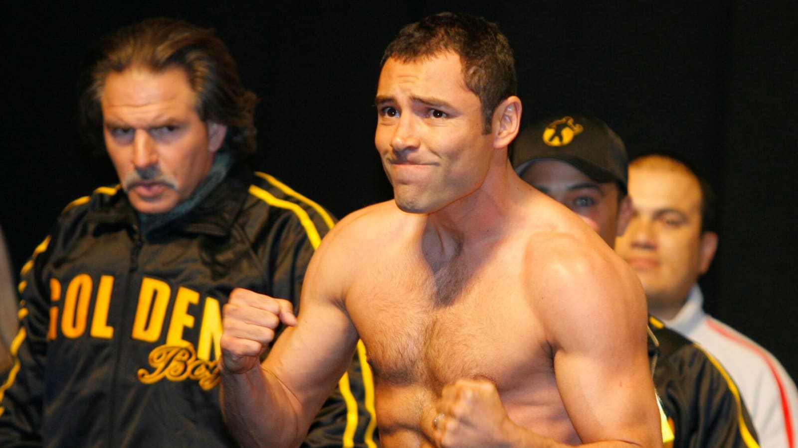 Watch: Oscar De La Hoya Shockingly Reveals He Hoped To Die During 2008 Fight Against Manny Pacquiao