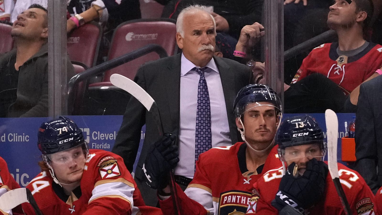 Even with the Hawks scandal, Joel Quenneville wants to return to the NHL