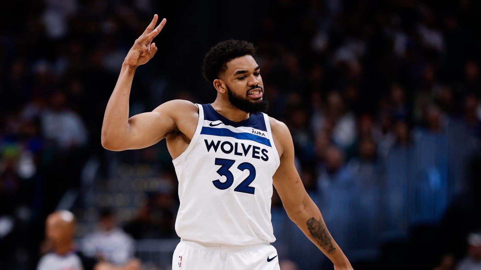 Stephen A. Smith predicts Wolves will &#39;win it all&#39;