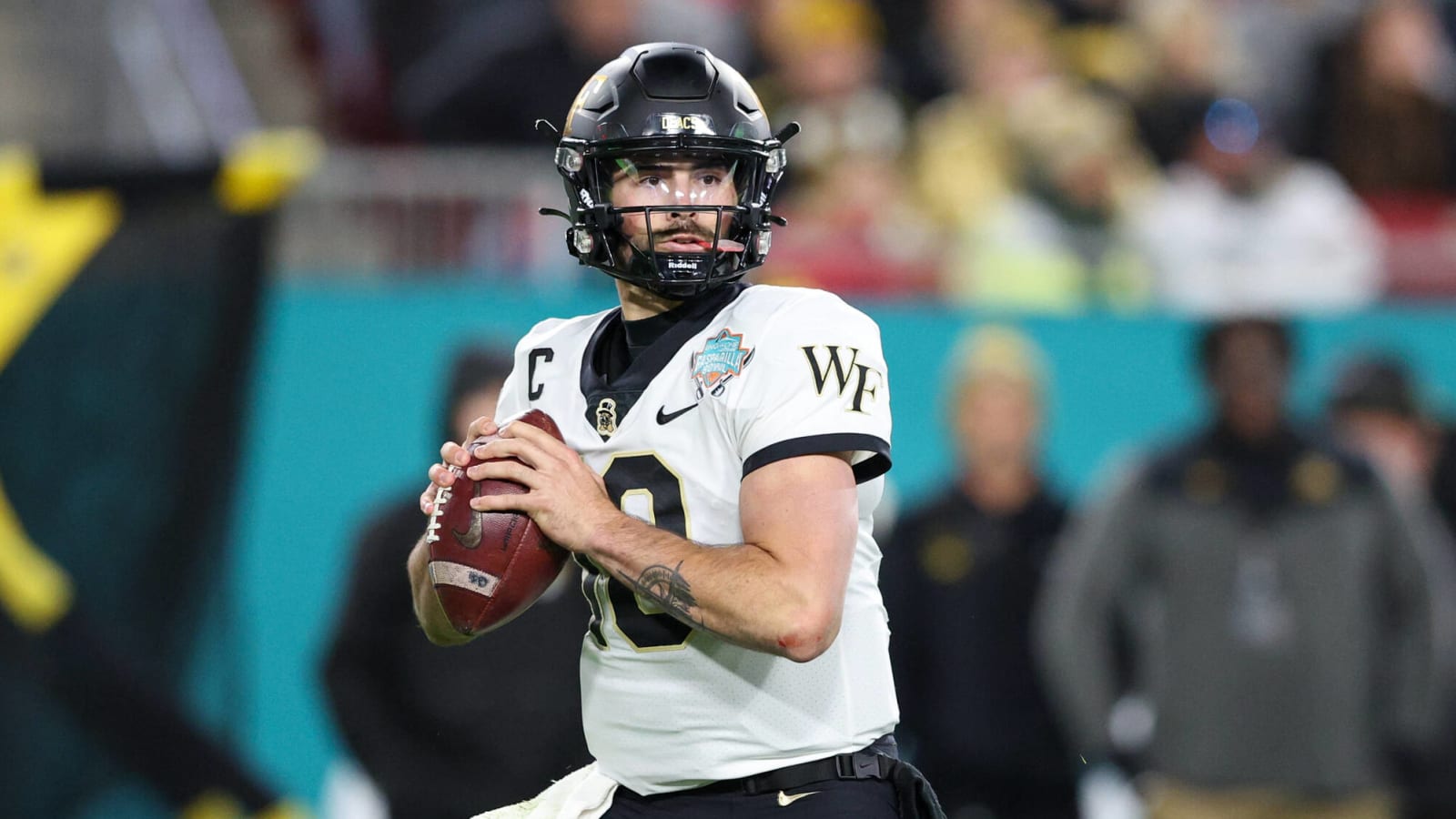 Notre Dame In Running For Huge Transfer Portal QB Commitment Yardbarker notre-dame-in-running-for-huge-transfer-portal-qb-commitment-yardbarker