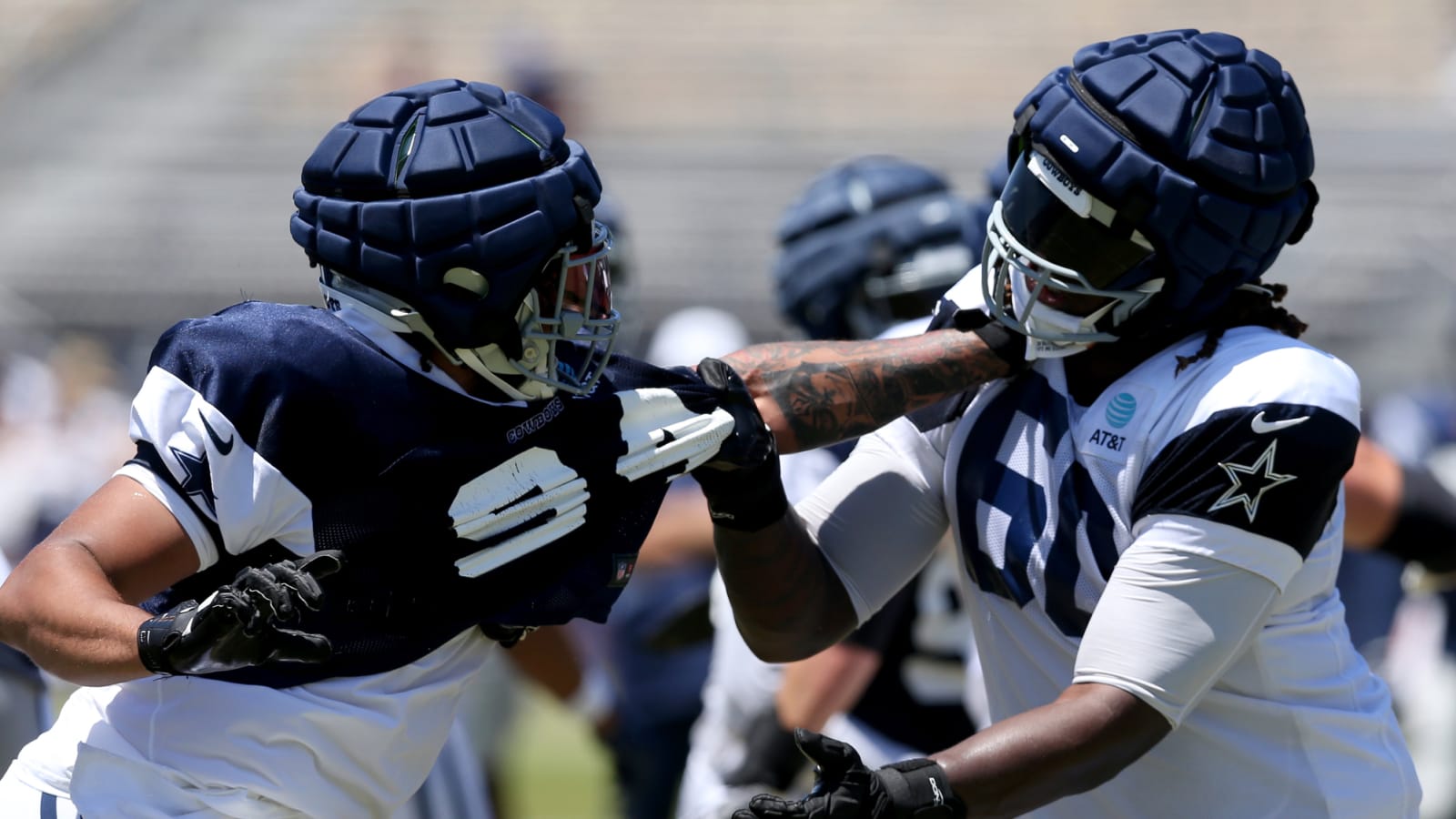 Cowboys rookie OT surprises in team's first padded practice