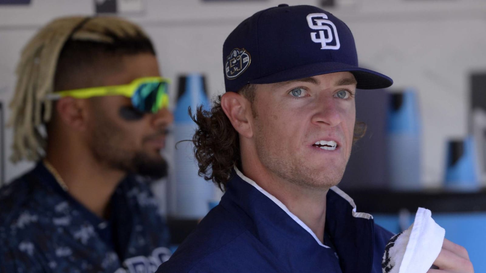 Watch Padres pitcher Chris Paddack gets thrown out at first from