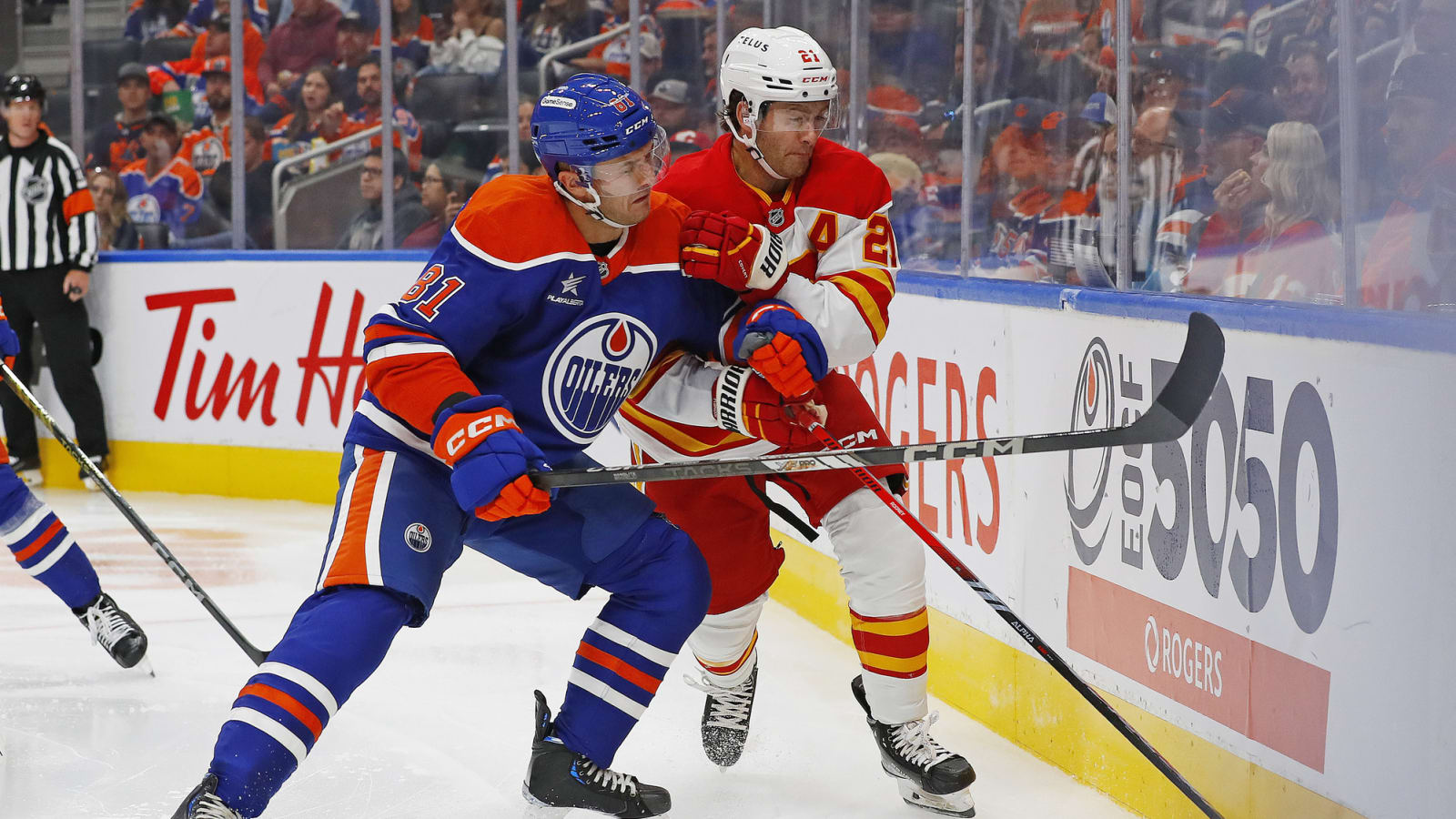 Bathroom of the Canadian: Noel Hoefenmayer’s father is proud to see him in Laval