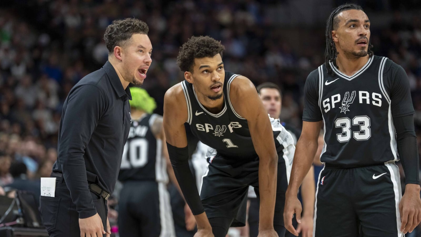 Insane’: Video of Victor Wembanyama’s Dunk in Spurs vs. Timberwolves Is Trending