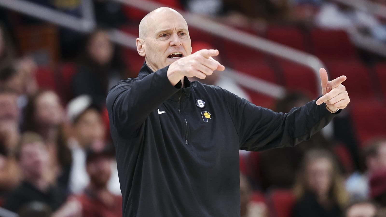 Report: Pacers 'actively pursuing' backup center