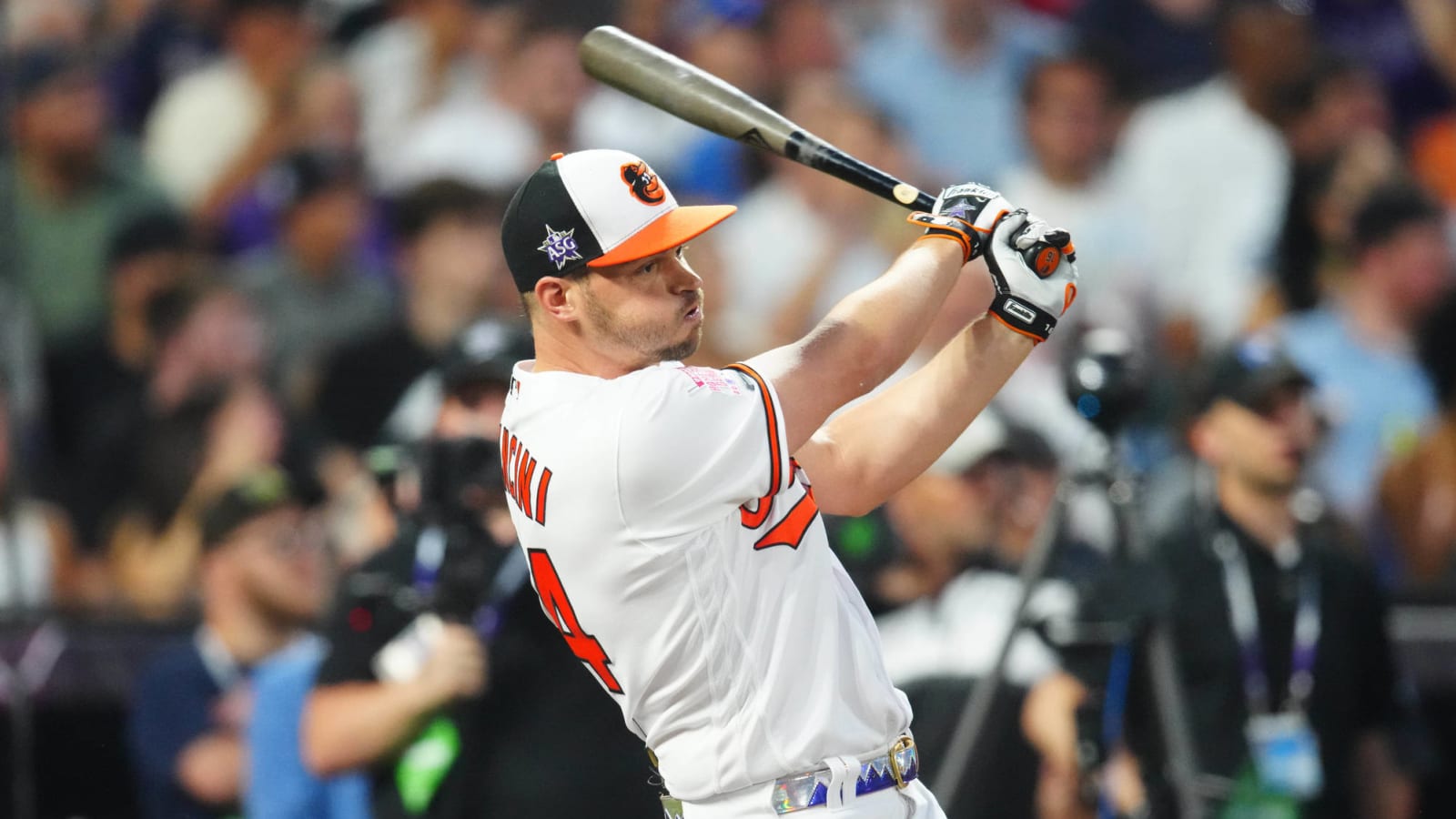Orioles will listen to trade offers for Trey Mancini