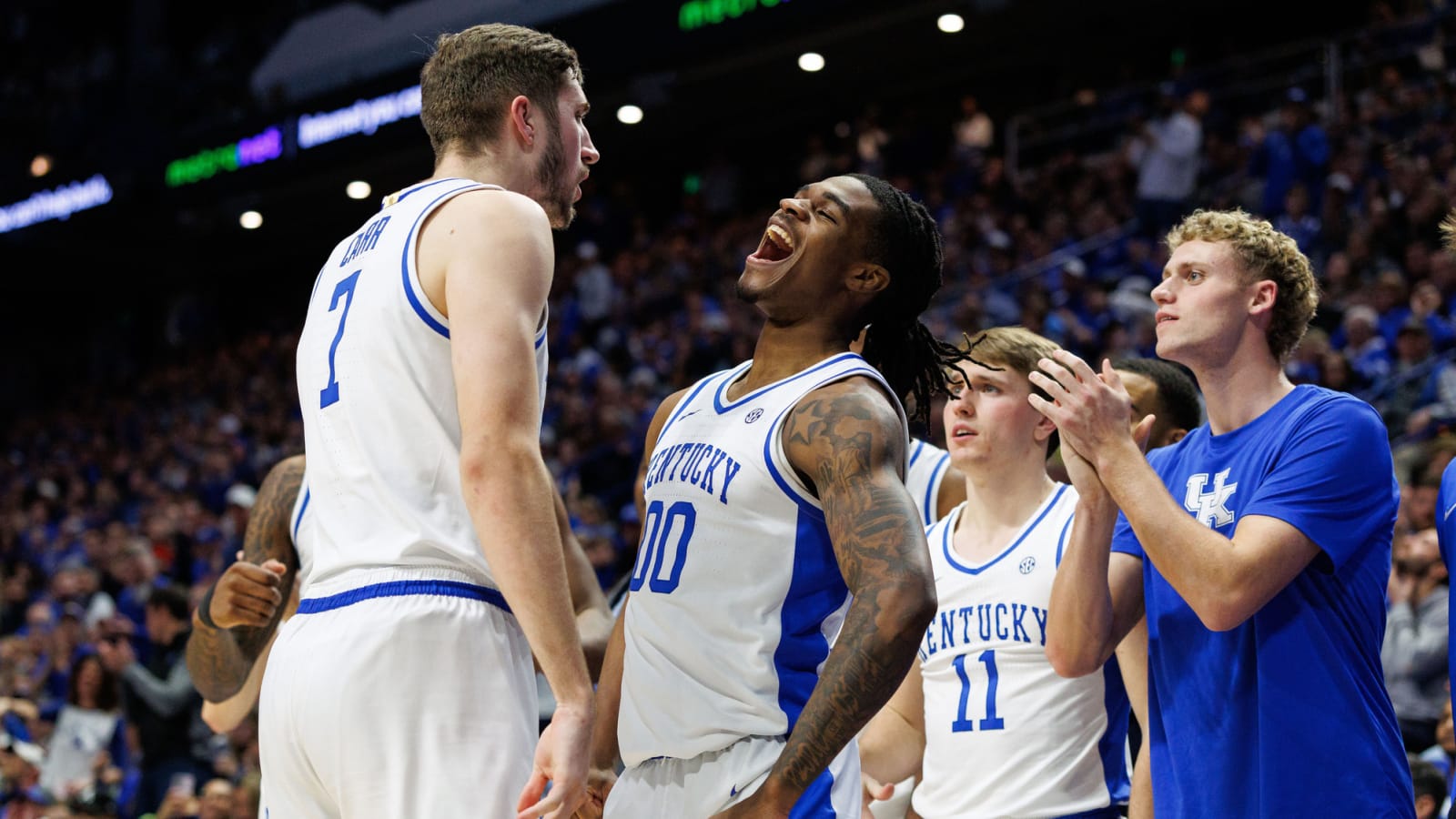 No. 8 Kentucky's unselfishness leads to win over No. 11 Texas A&M