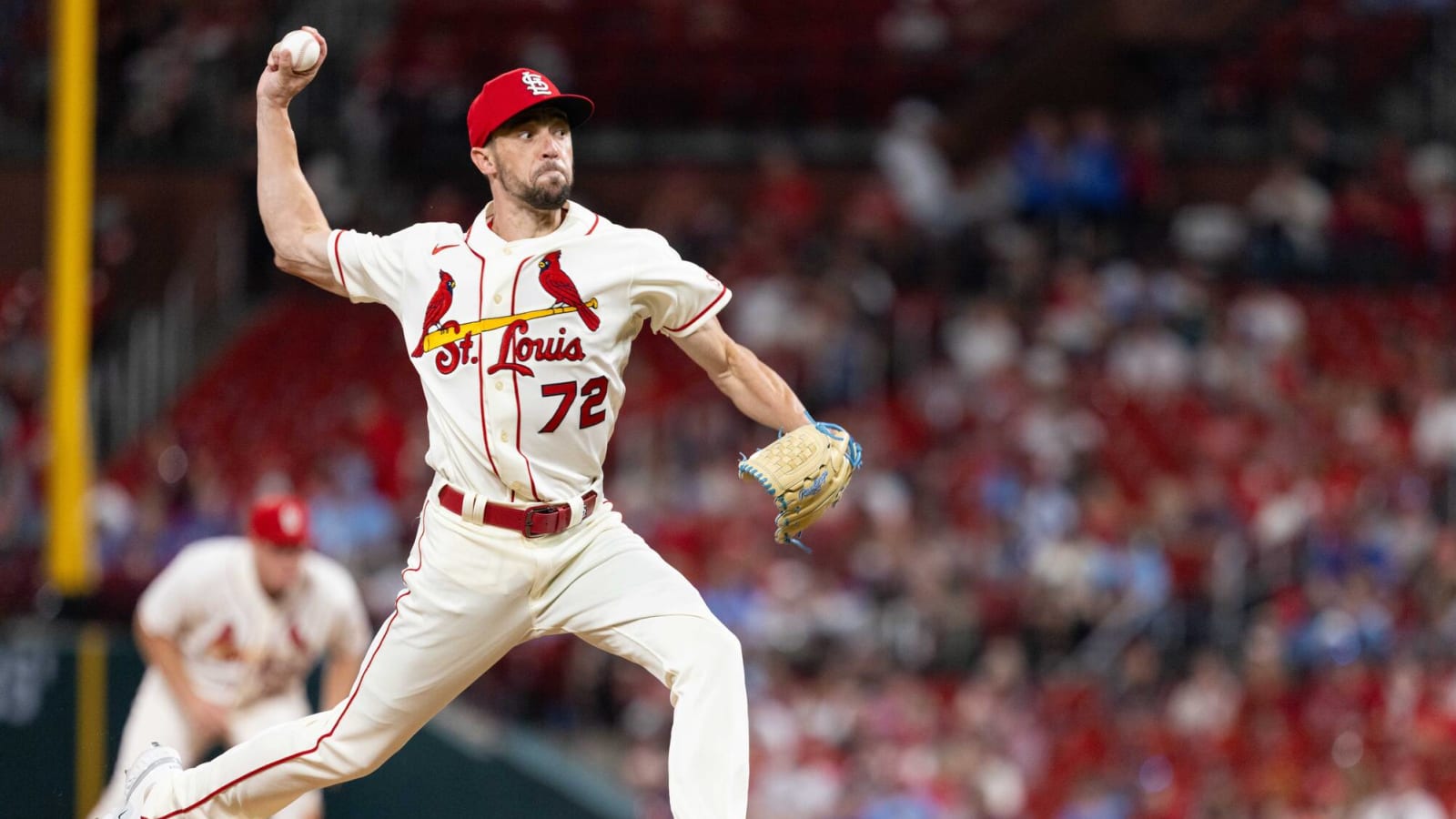 Cardinals Outright Andrew Suárez, Casey Lawrence