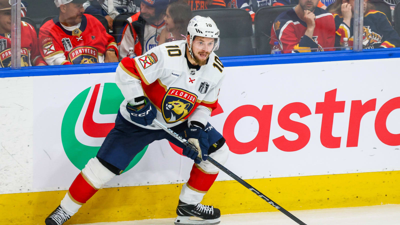 Strong Red Wings Ties Among Newcomers to Club