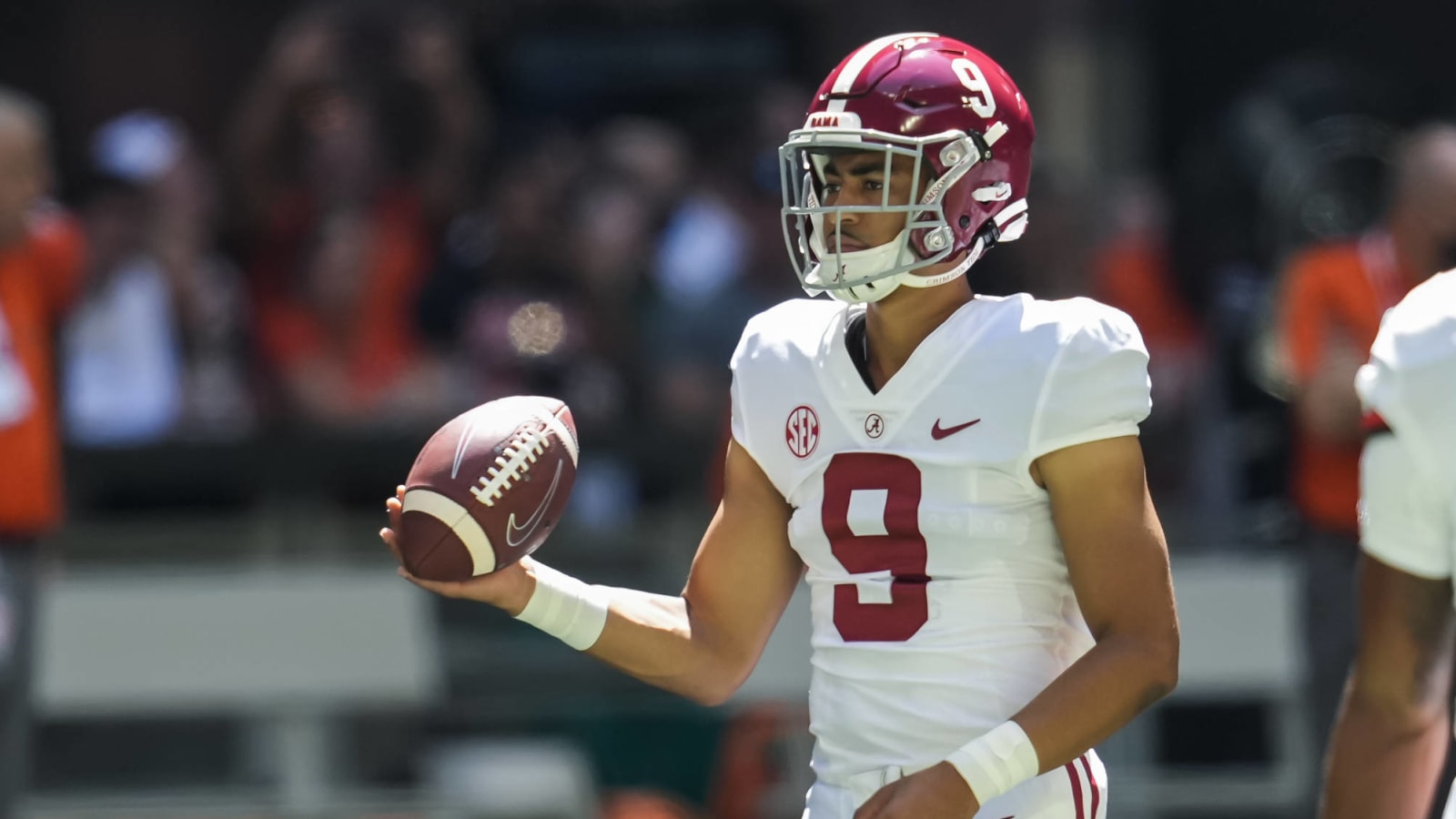 Bryce Young tops Spencer Rattler in latest Heisman Trophy odds