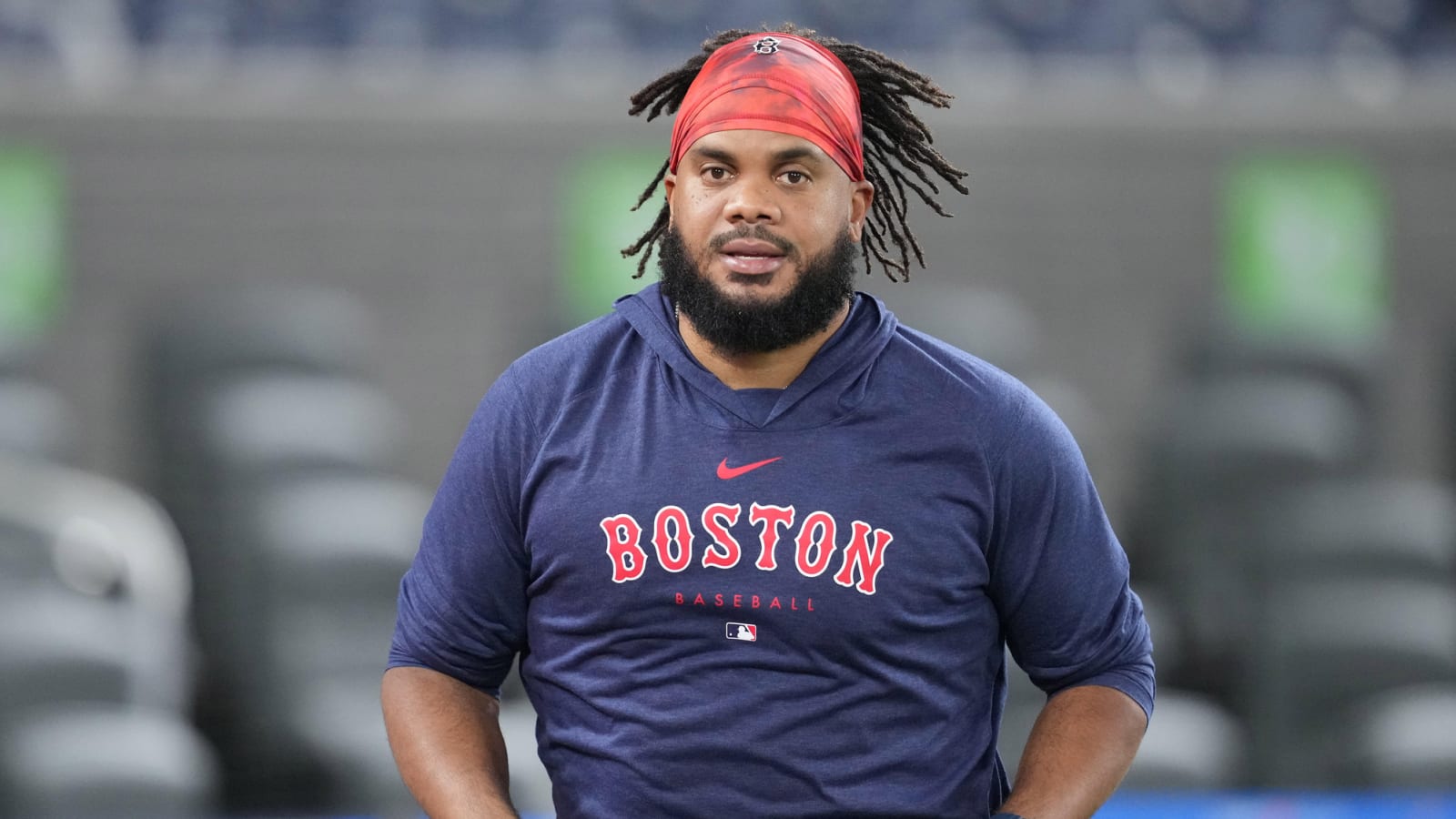 Red Sox closer wants to retire with former team