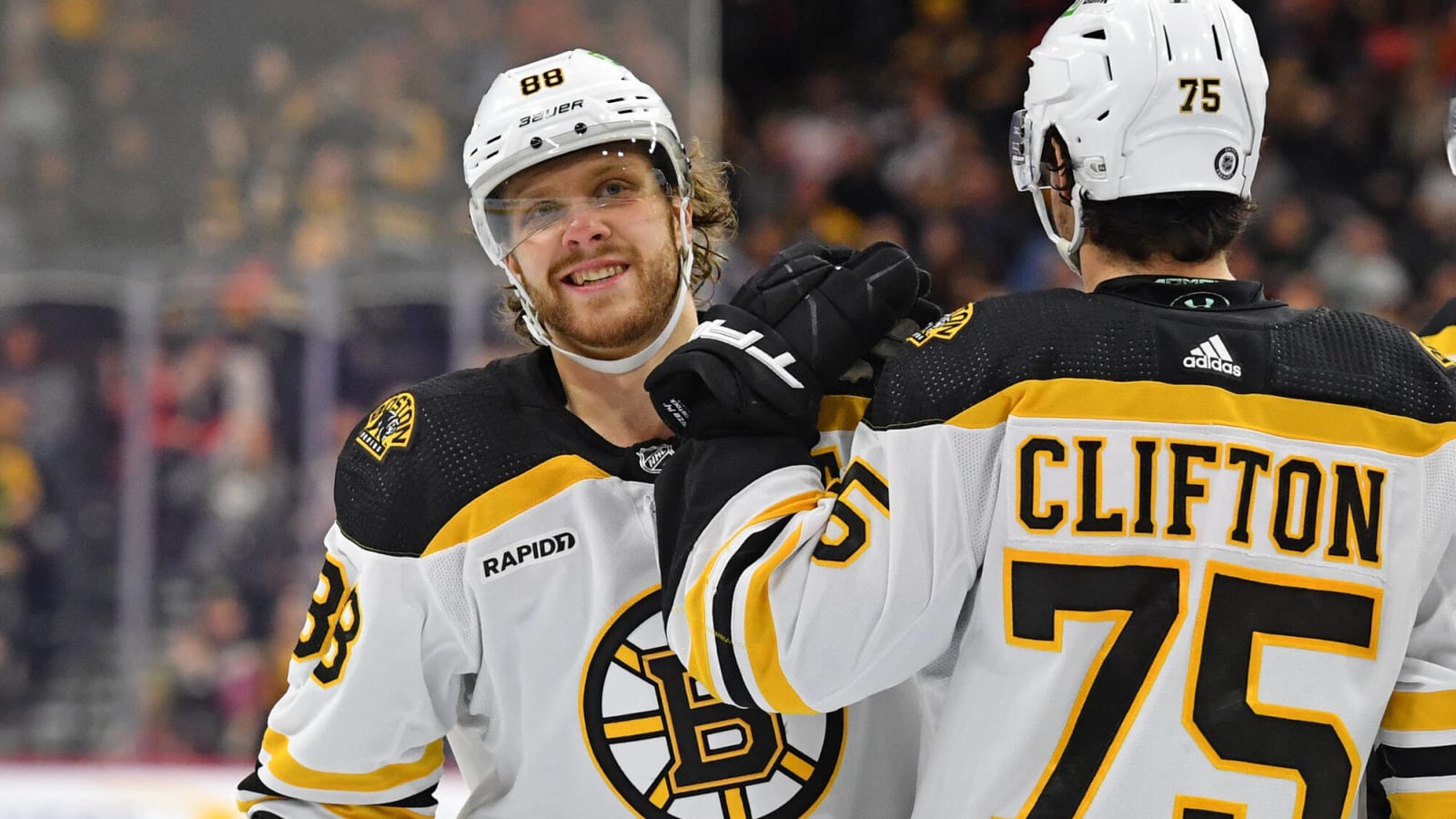 Pastrnak made unique history in Bruins' record-setting win