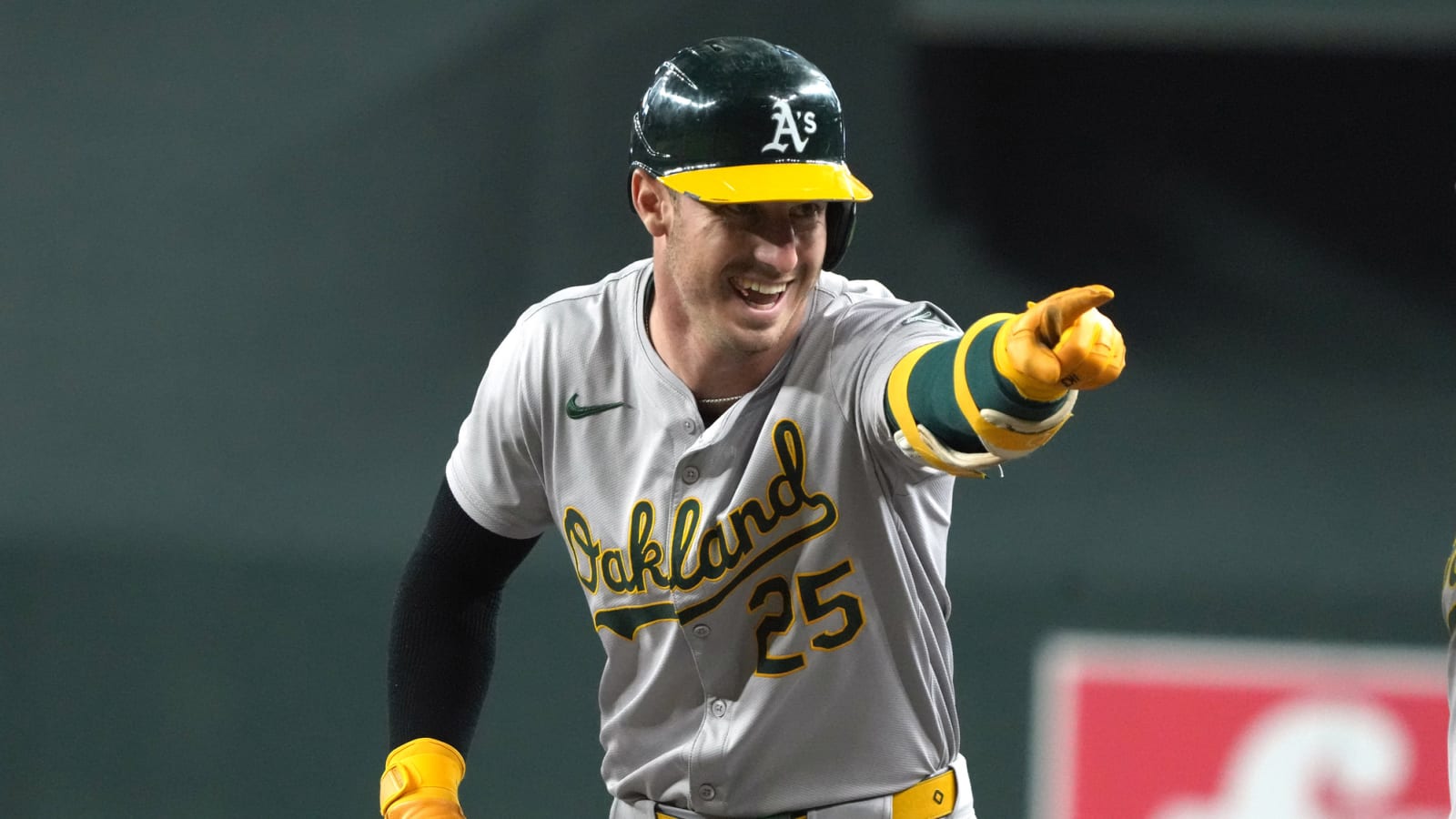 Phillies reportedly interested in Athletics outfielder