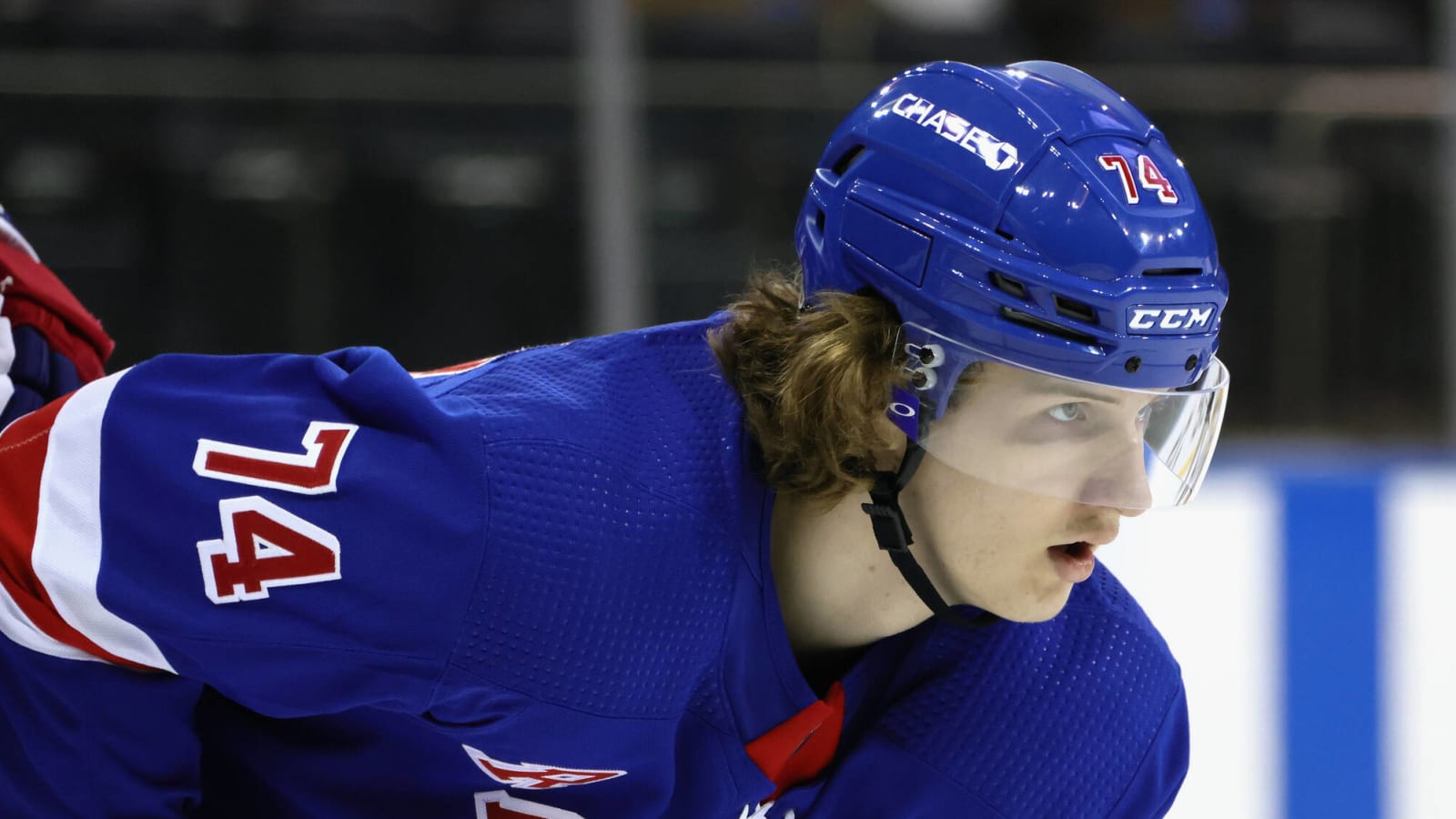 Canucks acquire Vitali Kravtsov from Rangers