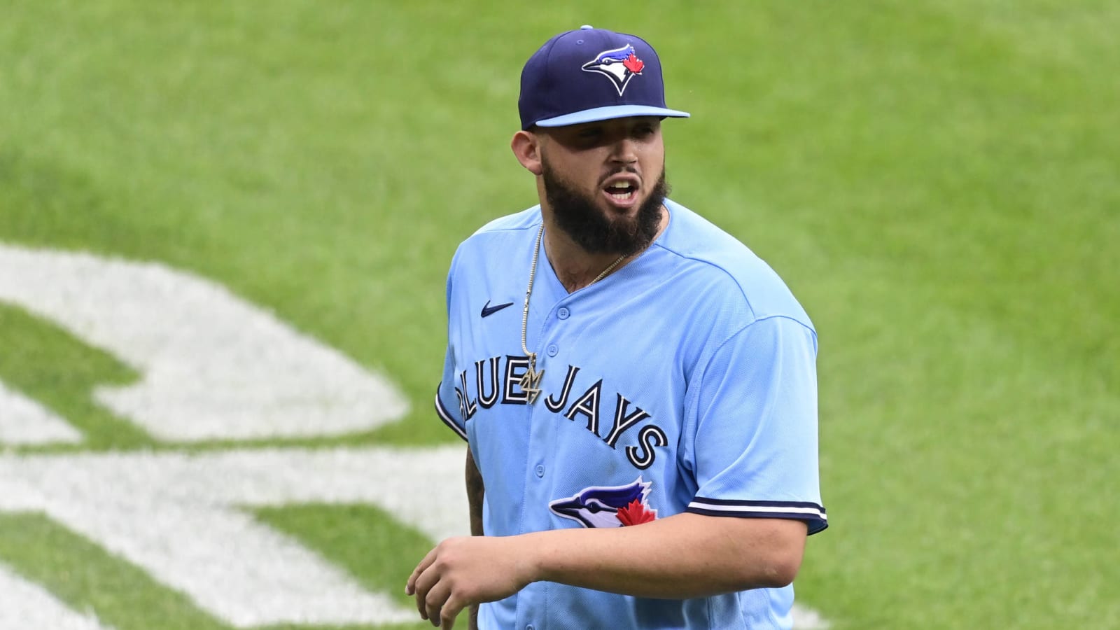 Blue Jays RHP Alek Manoah fined, suspended for five games